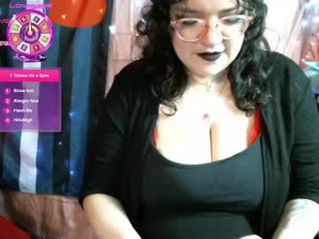 Bheartxxx Chaturbate stream image from April 24, 2025