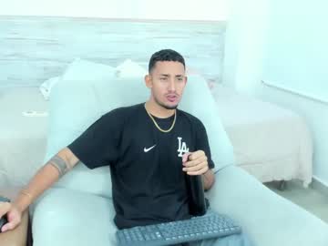 Fenix77_ Chaturbate stream image from April 24, 2025