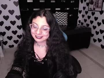 Ellemiah_A Chaturbate stream image from April 24, 2025