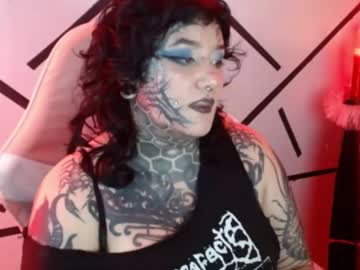 Medussa_Girlx Chaturbate stream image from April 24, 2025