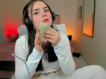 Ninavolkov Chaturbate stream image from April 24, 2025