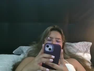Roser502628 Chaturbate stream image from April 25, 2025