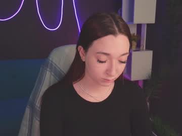 Mencialo Chaturbate stream image from April 25, 2025