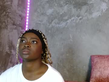Mupitta_Candy Chaturbate stream image from April 25, 2025