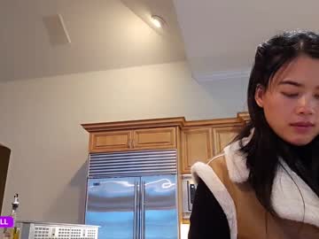 Asianfindoll Chaturbate stream image from April 25, 2025