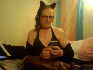 Kitsuneartemis Chaturbate stream image from April 25, 2025