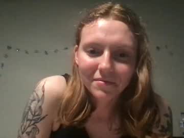Gingerale18 Chaturbate stream image from April 25, 2025
