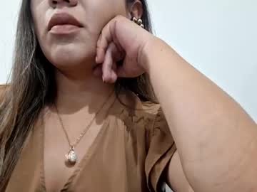 Mexicannii Chaturbate stream image from April 25, 2025