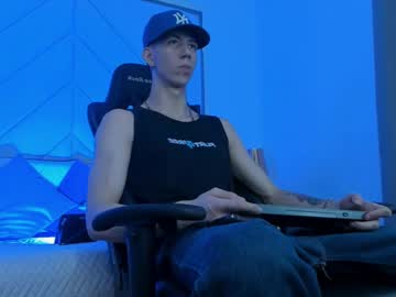 Oliverthompson_01 Chaturbate stream image from April 25, 2025