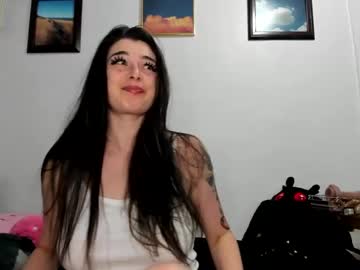 Sierrasquirter Chaturbate stream image from April 25, 2025