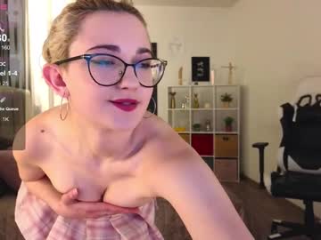 Elen_Paff Chaturbate stream image from April 25, 2025
