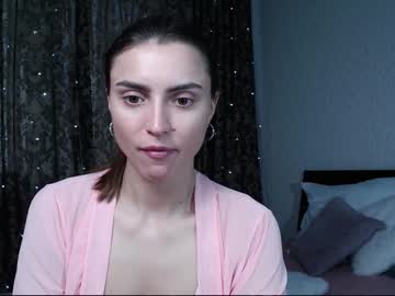 Lesyisme Chaturbate stream image from April 25, 2025