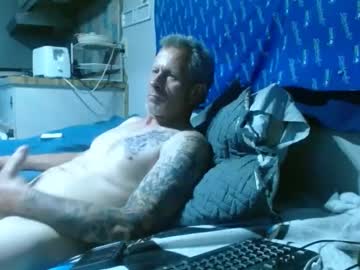 Theoneyouwant2fuck Chaturbate stream image from April 25, 2025