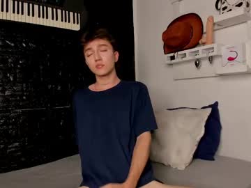 Jeremy_Salvatore_ Chaturbate stream image from April 25, 2025
