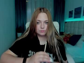 A_Lisa_Fox Chaturbate stream image from April 25, 2025