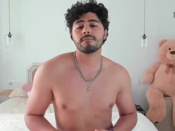 Alejocloud Chaturbate stream image from April 25, 2025