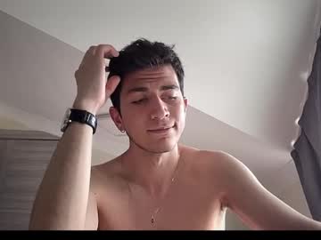 Lunamalpica Chaturbate stream image from April 25, 2025