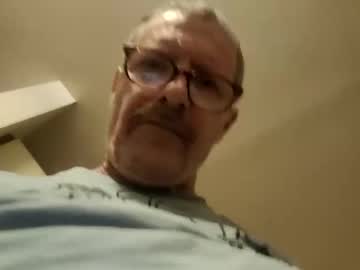 Magnetichair Chaturbate stream image from April 25, 2025