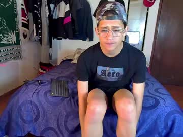 Sweetc4meron Chaturbate stream image from April 25, 2025