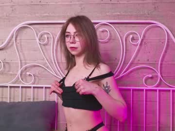 Rosereyes Chaturbate stream image from April 25, 2025