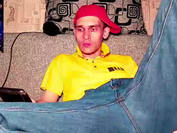 Davidcarrollx Chaturbate stream image from April 25, 2025