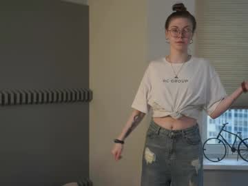 Dorettadowden Chaturbate stream image from April 25, 2025