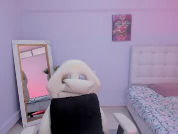 Im_Tinny Chaturbate stream image from April 25, 2025