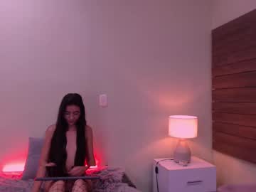 Karol_Yesenia Chaturbate stream image from April 25, 2025