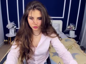 Jassyraspberry Chaturbate stream image from April 25, 2025
