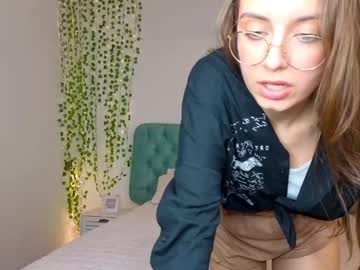 L1ttle_Angel__ Chaturbate stream image from April 25, 2025