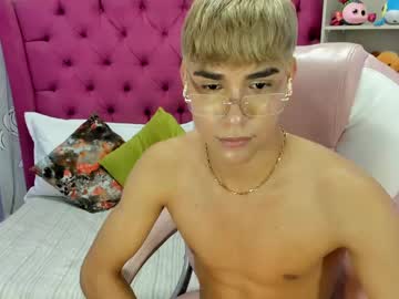 Santiago_Johnson_ Chaturbate stream image from April 25, 2025