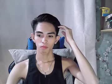 Urhottie_Twink Chaturbate stream image from April 25, 2025