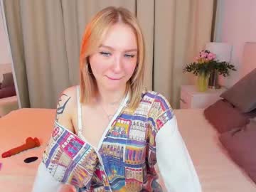 Annie_Leone Chaturbate stream image from April 25, 2025