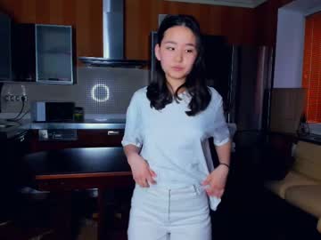 Brown_Eyes_Dolphin Chaturbate stream image from April 25, 2025