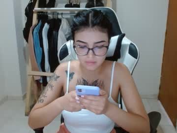 Darly_Scartt Chaturbate stream image from April 25, 2025