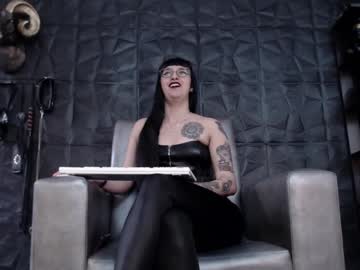 Agata_Darkness Chaturbate stream image from April 25, 2025