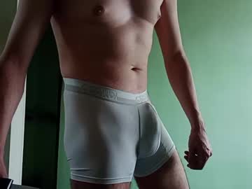 Andrewmature Chaturbate stream image from April 25, 2025