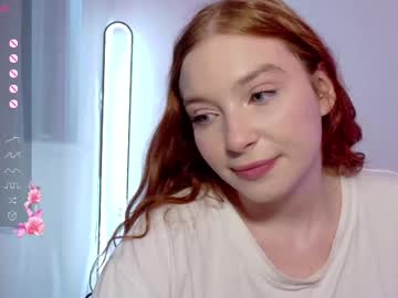 Cinnabongirls Chaturbate stream image from April 25, 2025