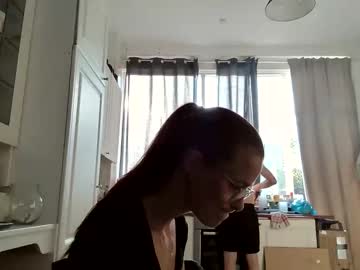 Danny_Krissy Chaturbate stream image from April 25, 2025