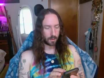 Redhothippie11 Chaturbate stream image from April 25, 2025