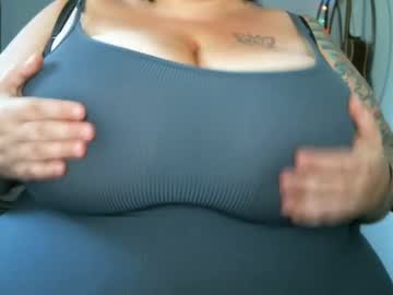 Bbwbaddie420 Chaturbate stream image from April 25, 2025