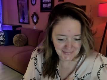 Braingirl Chaturbate stream image from April 25, 2025