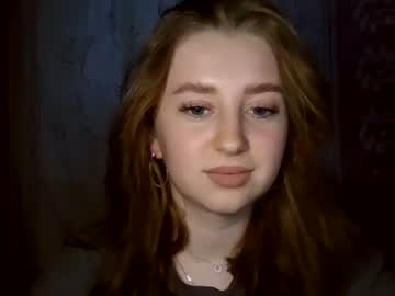 Elizabet_18 Chaturbate stream image from April 25, 2025