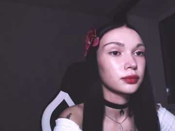 Loveatfirsttip Chaturbate stream image from April 25, 2025