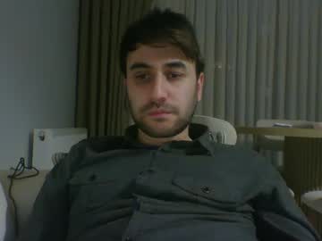 Antilogos28 Chaturbate stream image from April 25, 2025