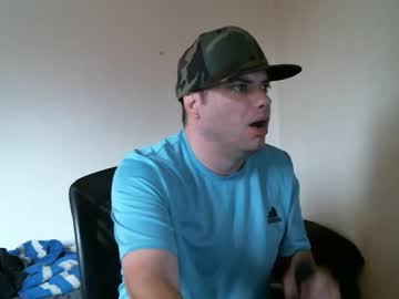 Goleafzgo Chaturbate stream image from April 25, 2025