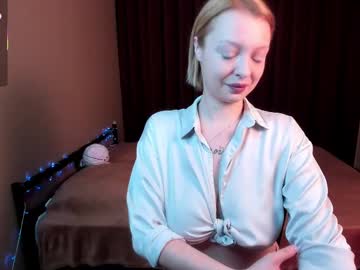 Mystique_Doll Chaturbate stream image from April 25, 2025
