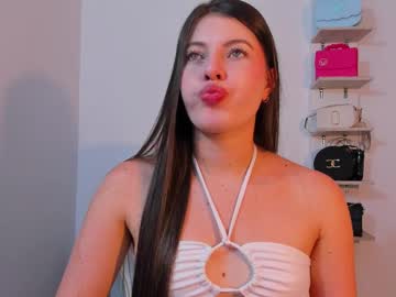 Adela_Parker Chaturbate stream image from April 25, 2025