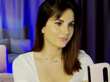 Angeline_Secret Chaturbate stream image from April 25, 2025