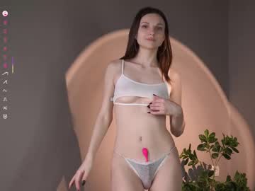 _Christyx Chaturbate stream image from April 25, 2025